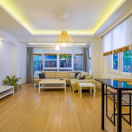 Modern And Central Duplex Apartment With Garden Near Beach In Antalya Lejlighed *